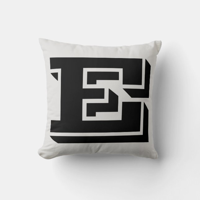 BRIEF E MONOGRAM PILLOW KUSSEN (Voorkant)
