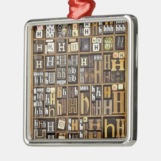 Brief H Metalen Ornament (Links)