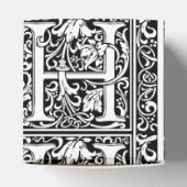 Brief H Middeleeuws Monogram Art Nouveau Bedankdoosjes (Bovenkant)