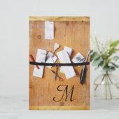 BRIEF-HOUDER VAN HOUT MONOGRAM in zwart wit Briefpapier (Staand voorkant)