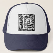 Brief L Middeleeuws Monogram Art Nouveau Trucker Pet (Voorkant)