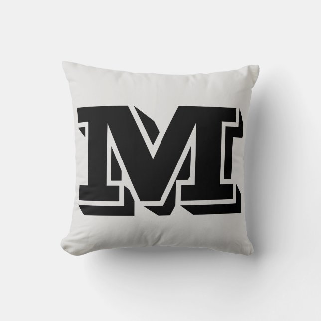 BRIEF M MONOGRAM PILLOW KUSSEN (Voorkant)