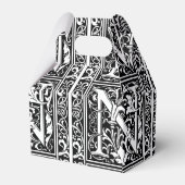 Brief N Middeleeuws Monogram Art Nouveau Bedankdoosjes (Achterkant)