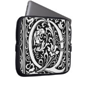 Brief Q Middeleeuws Monogram Art Nouveau Laptop Sleeve (Voorkant Rechts)