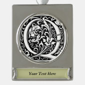 Brief Q Middeleeuws Monogram Art Nouveau Verzilverd Banner Ornament (Voorkant)