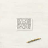 Brief V Middeleeuws Monogram Art Nouveau Post-it® Notes (Op bureau)