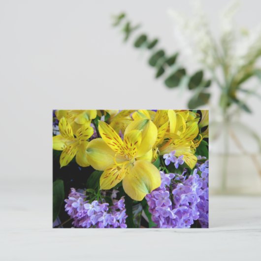 Briefkaart Alstroemeria en Lilacs Flowers (Staand voorkant)