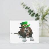 Briefkaart Basset Hound Happy StPatrick's Day (Staand voorkant)