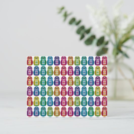 Briefkaart - Cute Rainbow Matryoshka Owl (Staand voorkant)
