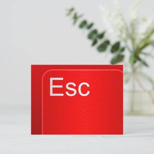 Briefkaart Escape Computer Button (Staand voorkant)