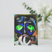 briefkaart 'Gas Mask Girl 2012' (Staand voorkant)