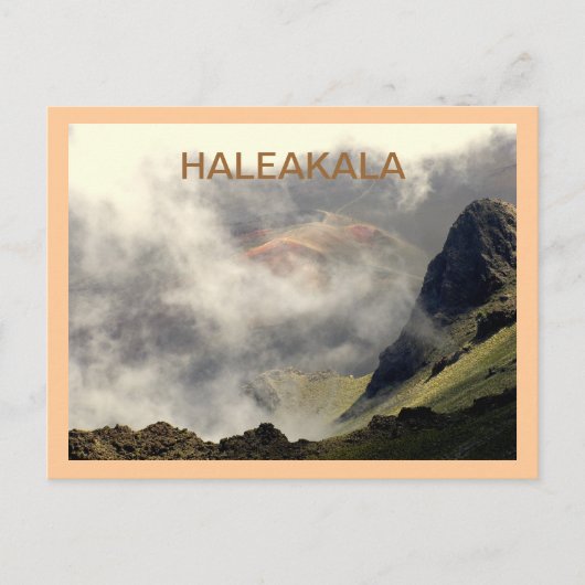 BRIEFKAART, "HALEAKALA DIE DOOR DE KLOUDEN VERHOOG BRIEFKAART (Voorkant)
