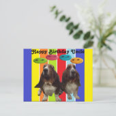 Briefkaart Happy Birthday oom Basset (Staand voorkant)
