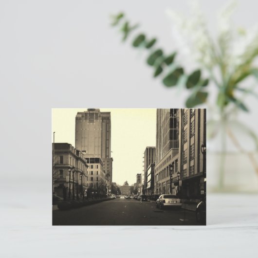 Briefkaart in het centrum van Raleigh (Staand voorkant)