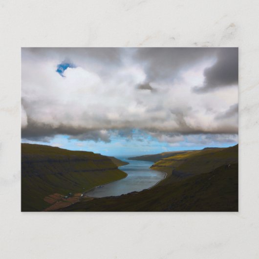 Briefkaart Kaldbaks Fjord, Faeröer (Voorkant)