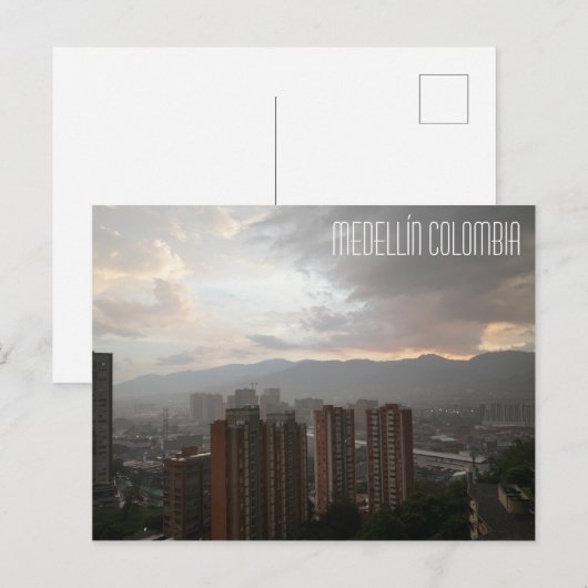 Briefkaart Medellín Colombia (Voorkant / Achterkant)