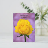 Briefkaart met één gele rozenrog (Staand voorkant)