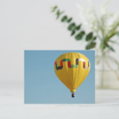  Briefkaart met gele warme luchtballon (Staand voorkant)
