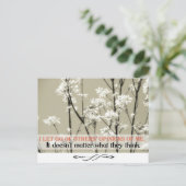 Briefkaart op maat van verwachting (Staand voorkant)