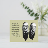 briefkaart oude loopschoenen (Staand voorkant)