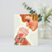 Briefkaart Retro Stylish Gal w/ Soda Fountain Drin (Staand voorkant)
