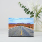 Briefkaart Road tot Monument Valley, Utah, Verenig (Staand voorkant)