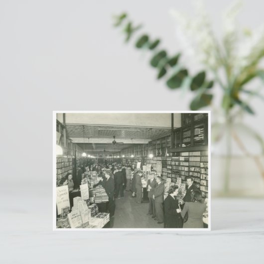  Briefkaart van de Boekwinkel van het Binnenlands  (Staand voorkant)