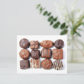 Briefkaart van geassorteerde chocolade (Staand voorkant)