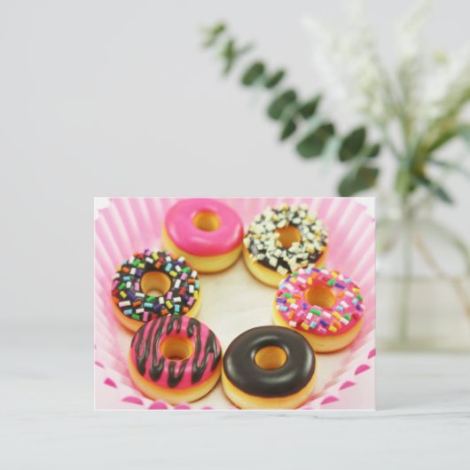 Briefkaart van kleurrijke donuts (Staand voorkant)