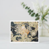 Briefkaart van "Lady With a Daisy" van Alphonse Mu (Staand voorkant)