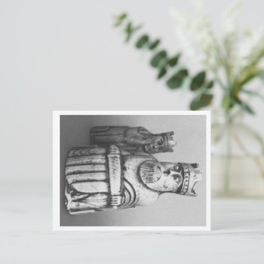 Briefkaart van Lewis Chessmen (Staand voorkant)