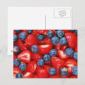 Briefkaart Verse bosbessen en aardbeien (Voorkant / Achterkant)