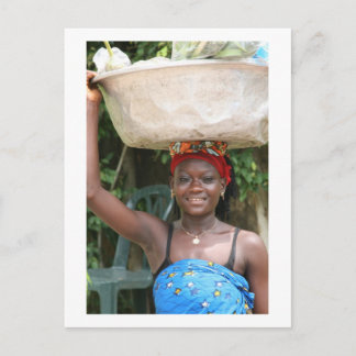 Briefkaart, "Vrouw met mandje" # 1202 Briefkaart