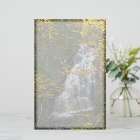 Briefpapier waterval (Staand voorkant)