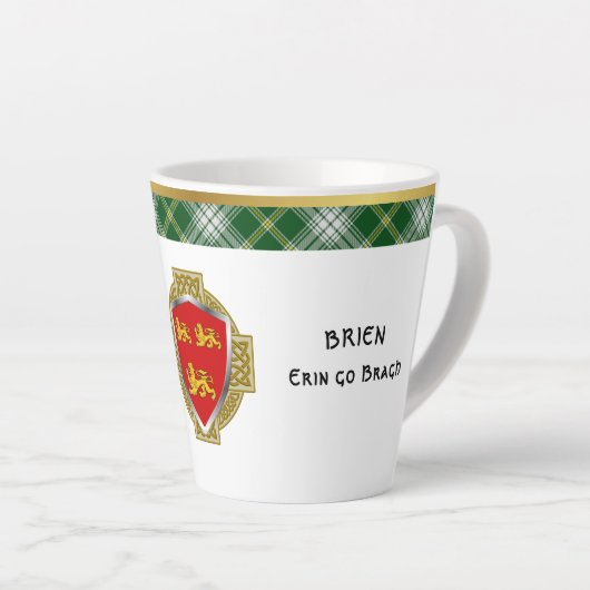 Brien Irish Shield & Tartan gepersonaliseerd Latte Mok (Rechterhoek)