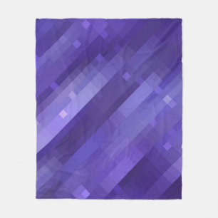 Bright abstract mosaic violet background with glos fleece deken