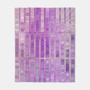 Bright abstract mosaic violet background with glos fleece deken