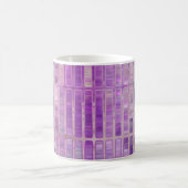 Bright abstract mosaic violet background with glos koffiemok (Center)