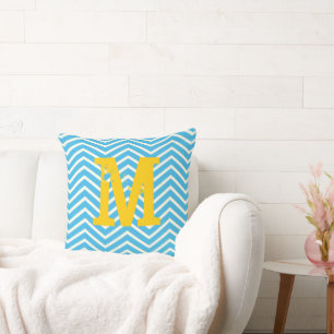 Bright Aqua Ivory en Gray Monogram Zig Zag Kussen