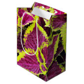 Bright Coleus Leaf Design Medium Cadeauzakje (Achterkant Gekanteld)