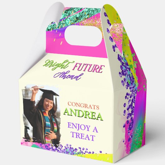 Bright Future Ahead Graduation 5"w x 3"l x 6.5"h Bedankdoosjes (Voorkant)