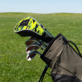 Bright Green Camo Aangepaste naam Golfheadcover (Insitu)