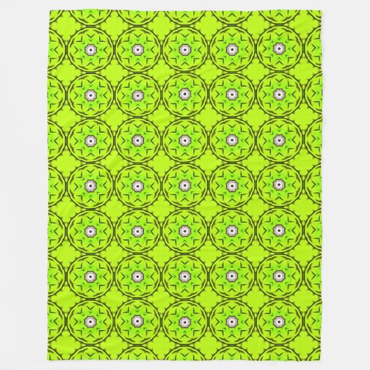 Bright green towel with intricate circular pattern fleece deken (Voorkant)
