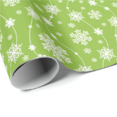 Bright Lime Green Winter White Snowflake Pattern Cadeaupapier (Rol Hoek)