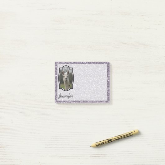 Bright N-mousserende lama in Smokey Lavender Post-it® Notes (Op bureau)