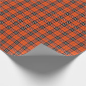 Bright Orange and Black Tartan Plaid Cadeaupapier (Hoek)