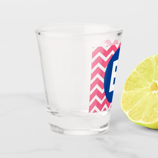 Bright Pink and White Chevron Pattern Monogram Shot Glas (Links)