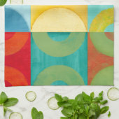 Bright Pop Art with Circles and Squares Theedoek (Gevouwen)