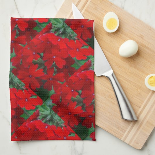 Bright Red Geraniums Theedoek (Quarter Fold)