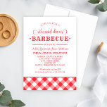 Bright Red Pset Wedding Rehearsal Dinner Barbecue Kaart<br><div class="desc">De Robuuste moderne stijl trouwrepetitie uitnodiging voor een casual kerkzomerhobby BBQ. Heldere rode en witte kleuren met een gingham tablecloth-accent.</div>